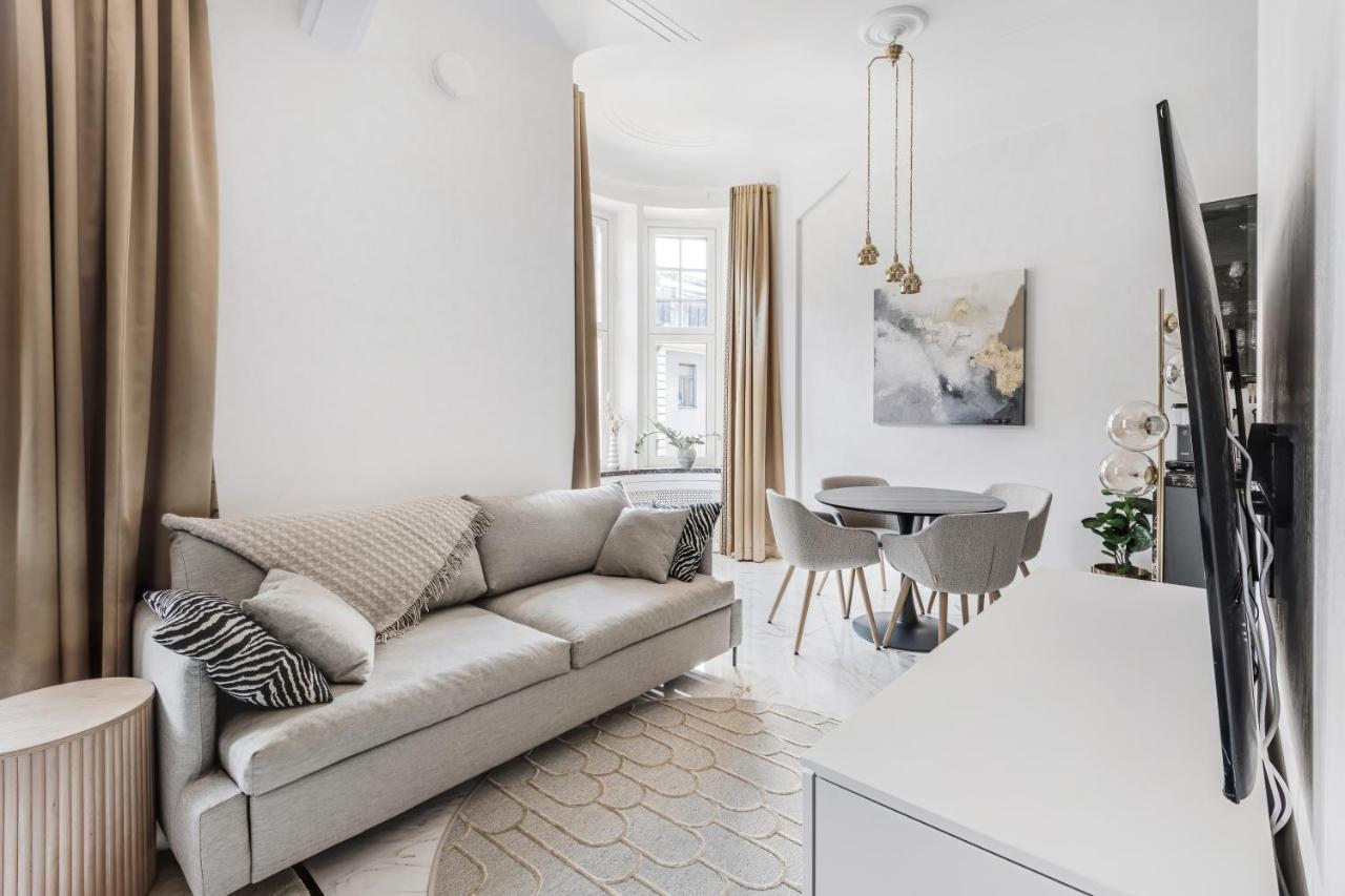 Wehost Marble And Brands In The Heart Of @vuorikatu 8 * Helsinki
