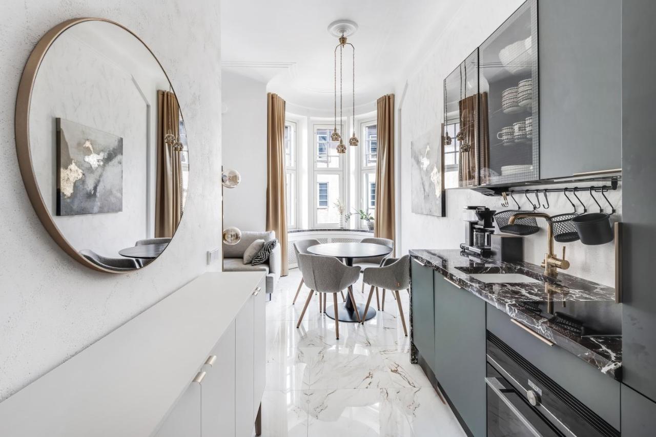 Wehost Marble And Brands In The Heart Of @vuorikatu 8 Apartment *