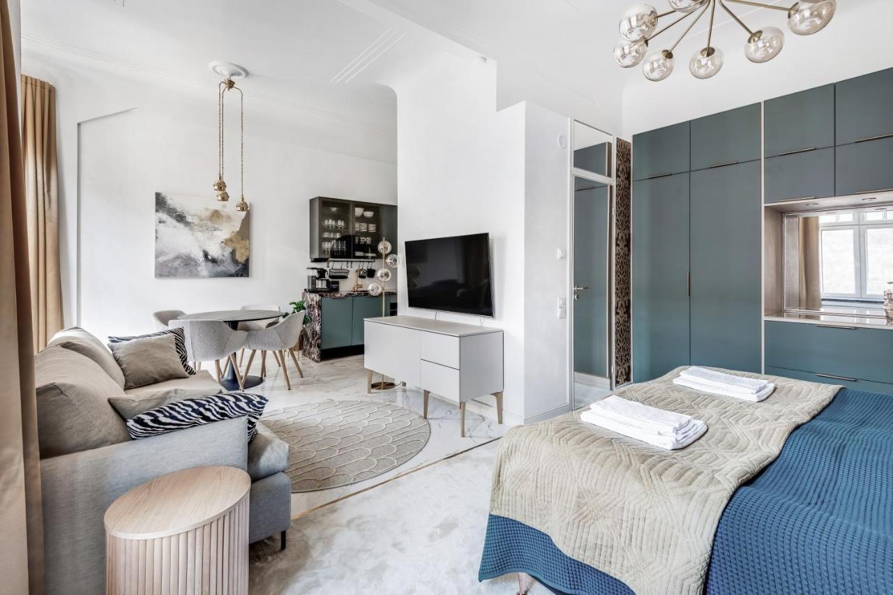 Wehost Marble And Brands In The Heart Of @vuorikatu 8 Apartment Helsinki